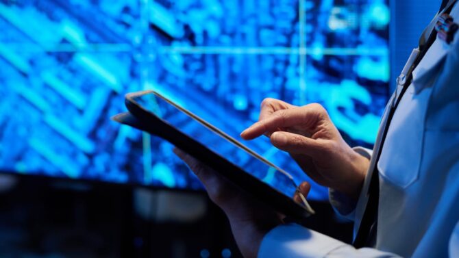 iot-security-system-camera-monitoring
